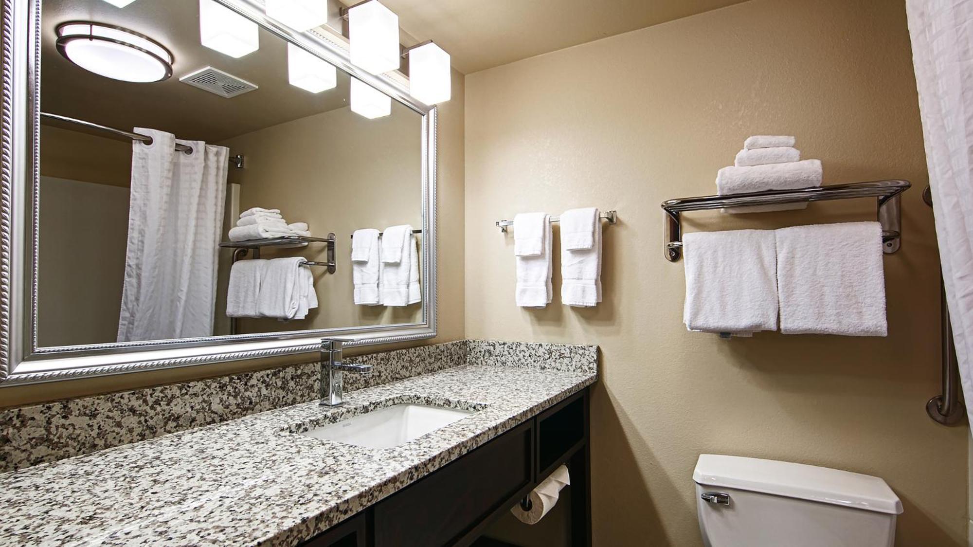 Comfort Inn & Suites Copley Akron Екстер'єр фото