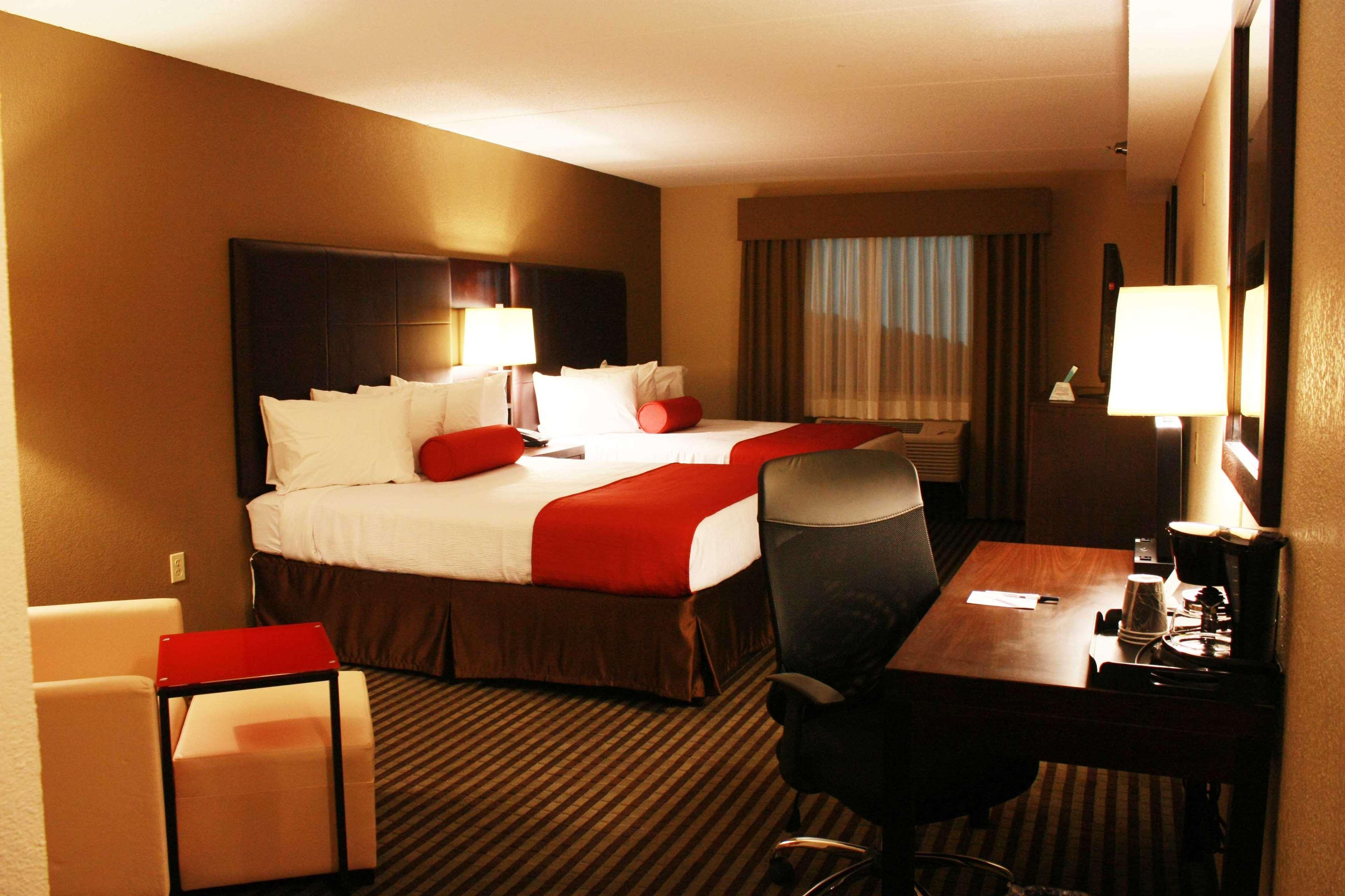 Comfort Inn & Suites Copley Akron Екстер'єр фото