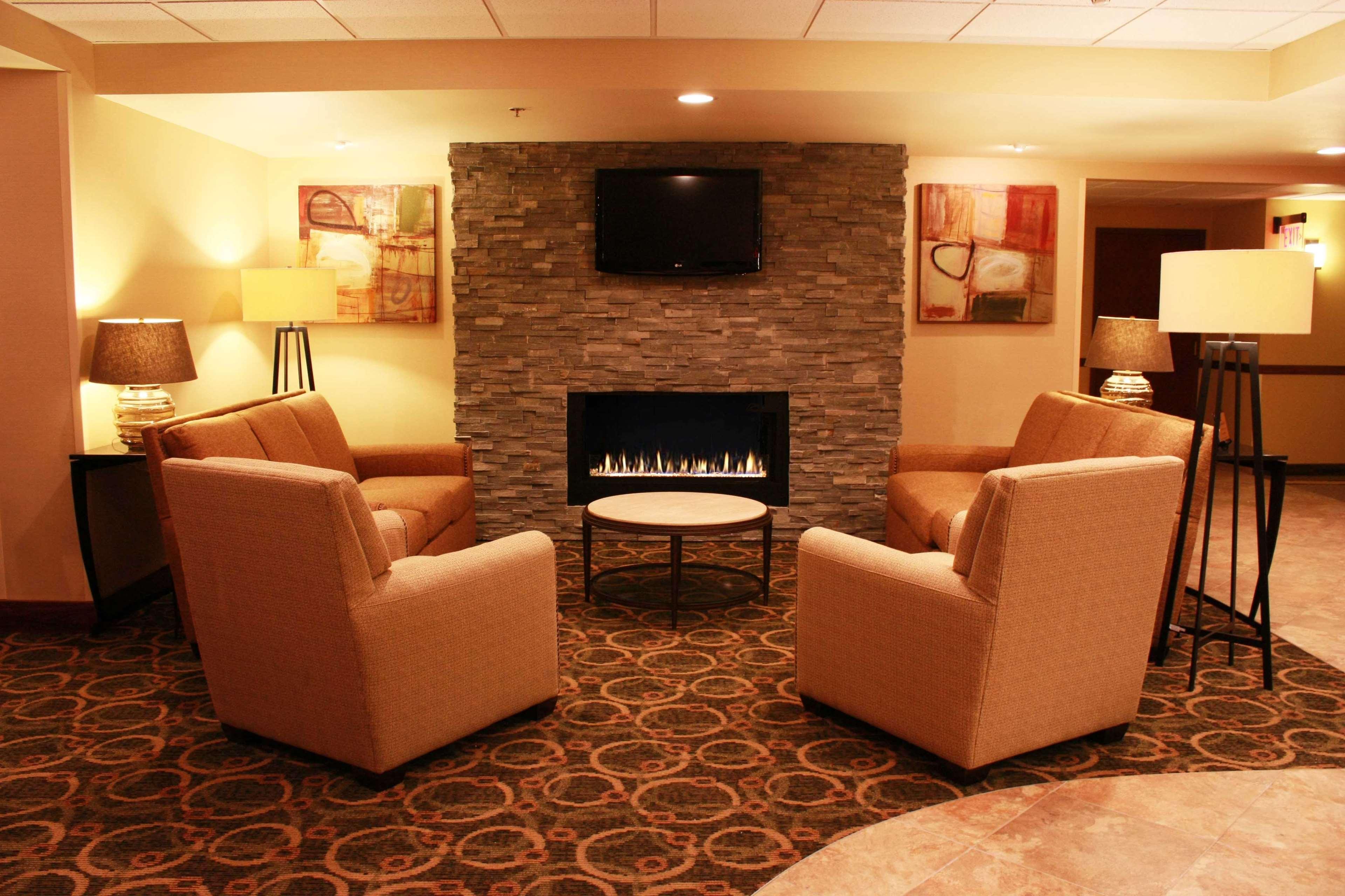 Comfort Inn & Suites Copley Akron Екстер'єр фото