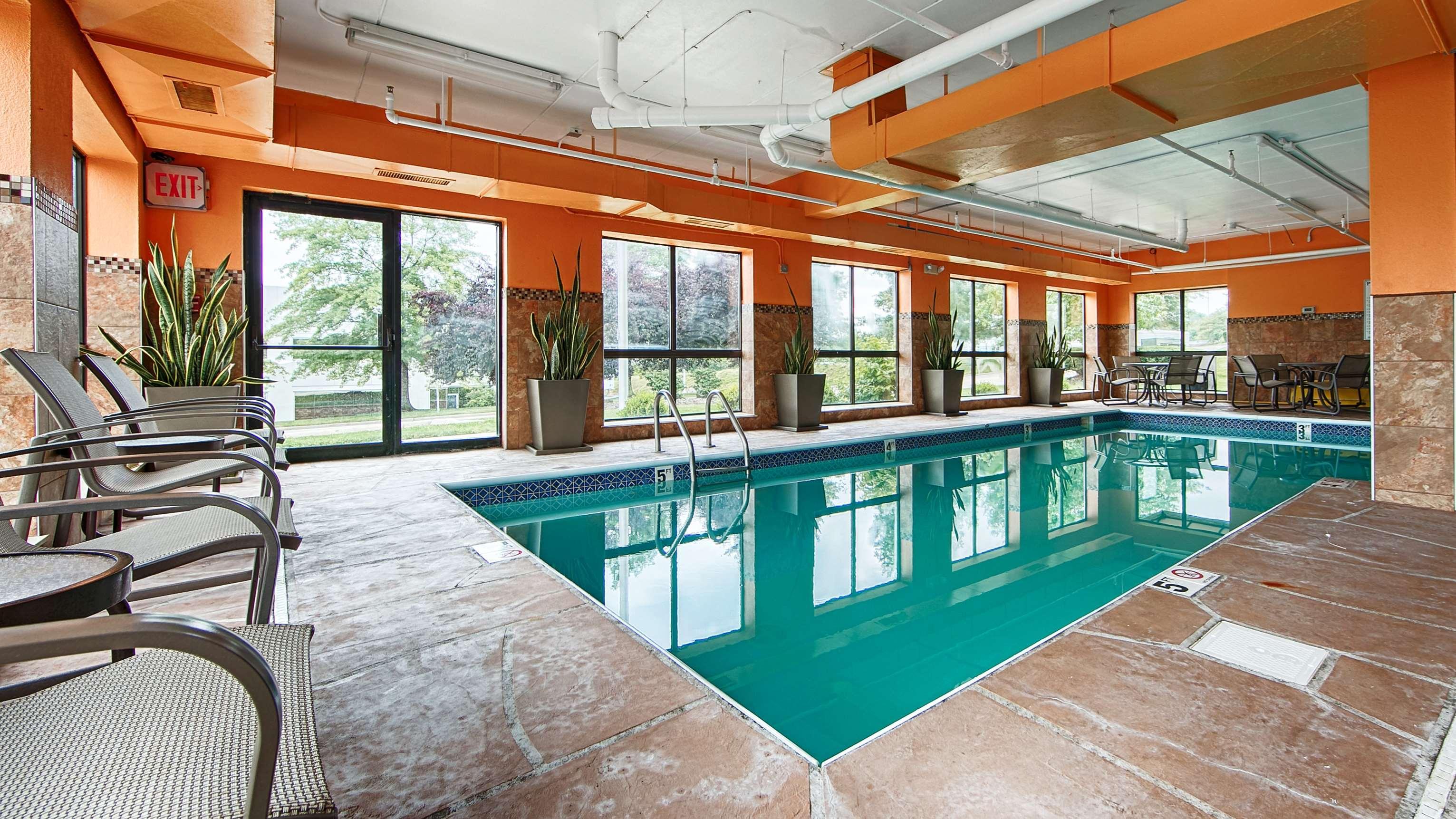 Comfort Inn & Suites Copley Akron Екстер'єр фото