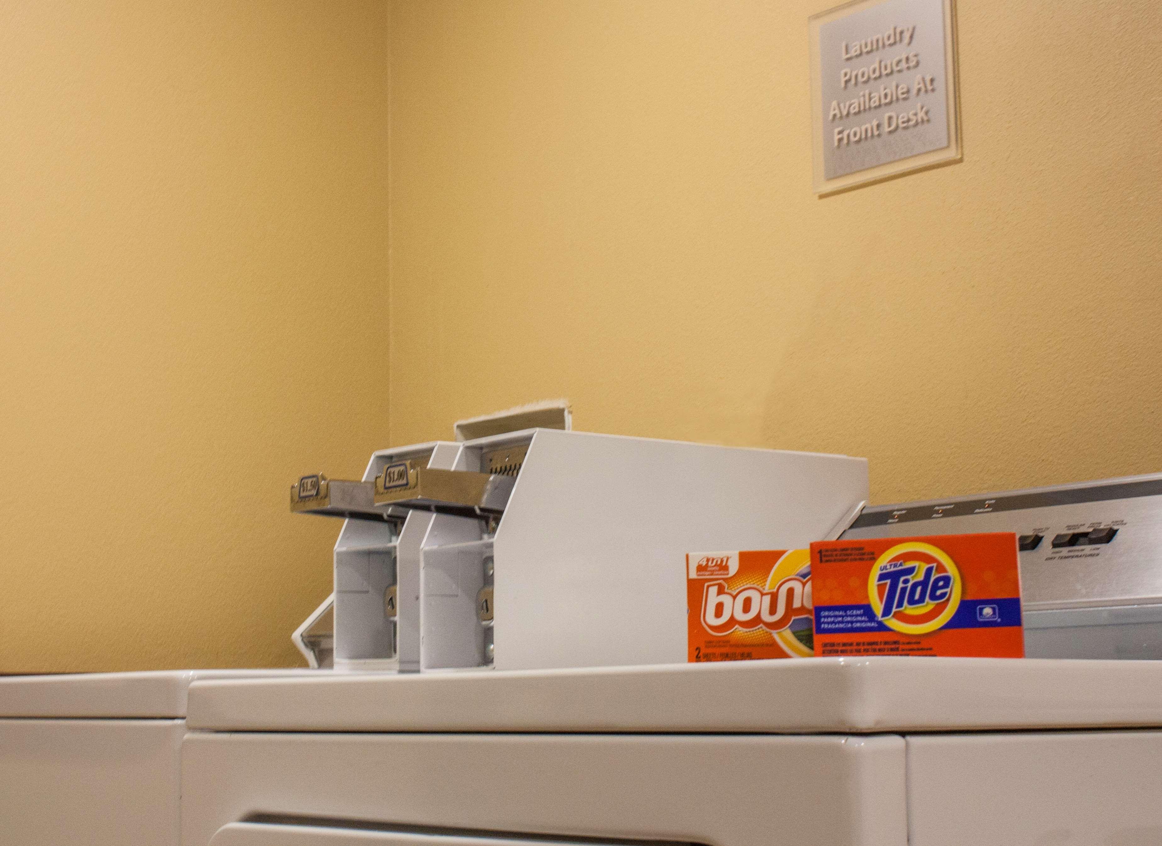 Comfort Inn & Suites Copley Akron Екстер'єр фото